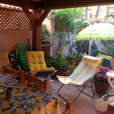 Apartment A Due Passi Dalla Spiaggia