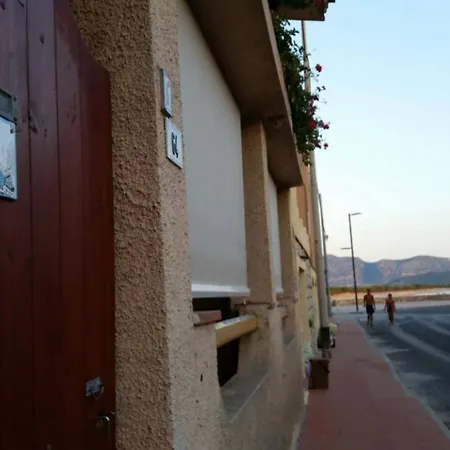 Apartment A Due Passi Dalla Spiaggia Santa Lucia (Sardinia)