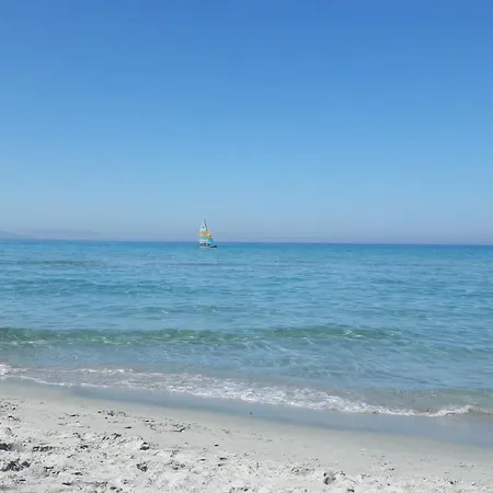 A Due Passi Dalla Spiaggia Apartment