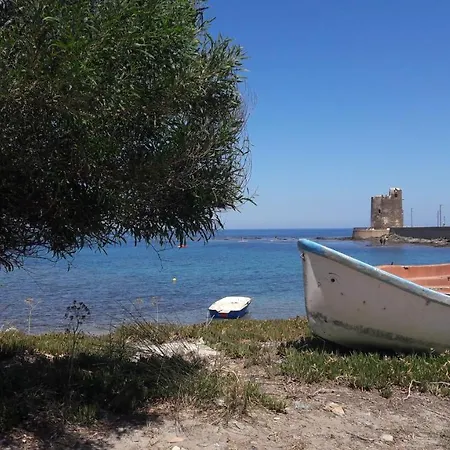 Apartment A Due Passi Dalla Spiaggia *