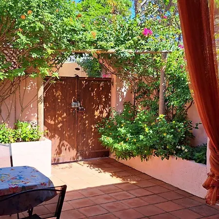 Apartment A Due Passi Dalla Spiaggia